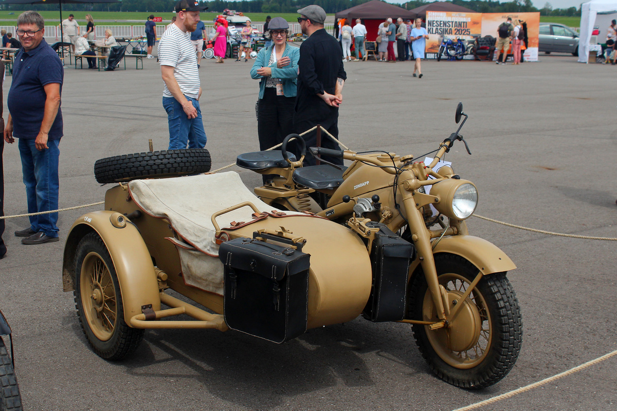 Литва, № (LT) U/N MT 0019 — Zündapp KS 750 '40-48; Литва — Nesenstanti klasika 2025