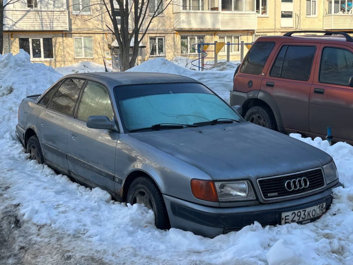 Удмуртия, № Е 293 КО 18 — Audi 100 (C4) '90-94