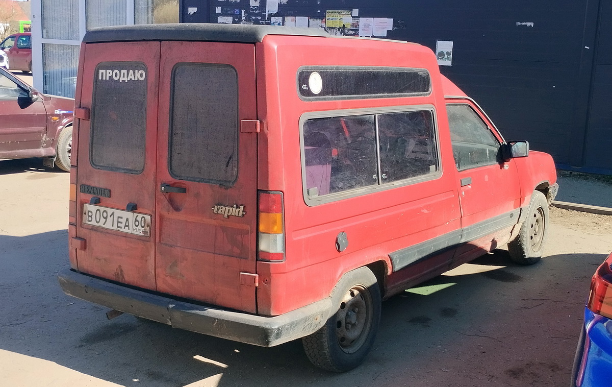 Псковская область, № В 091 ЕА 60 — Renault Rapid '85-00