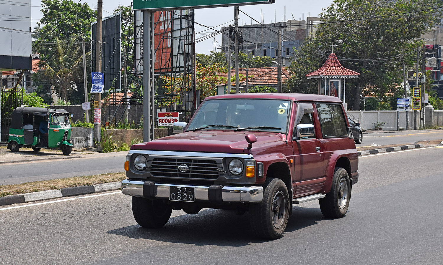 Шри-Ланка, № 32-0829 — Nissan Safari (Y60) '87-97