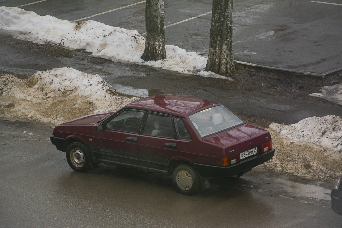 Удмуртия, № К 343 РМ 18 — ВАЗ-21099 '90-04