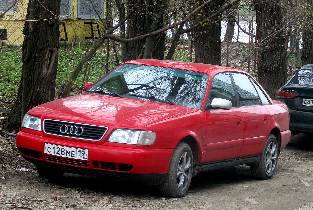 Хакасия, № С 128 МЕ 19 — Audi A6 (C4) '94-97