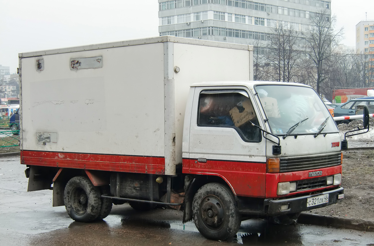 Липецкая область, № С 321 ОХ 48 — Mazda Titan (3G) '89-95