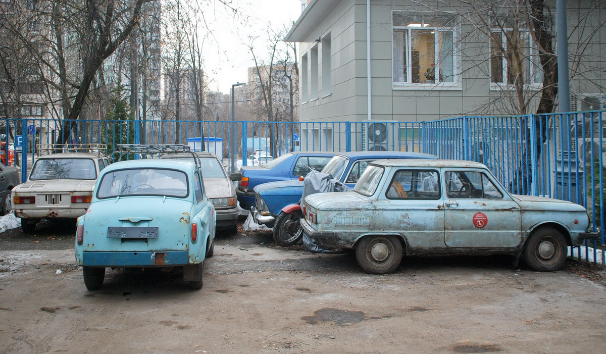 Москва, № (77) Б/Н 0686 — ЗАЗ-965А Запорожец '62-69; Москва, № (77) Б/Н 0681 — ЗАЗ-968М Запорожец '79-94; Транспортные средства без номеров (Москва)