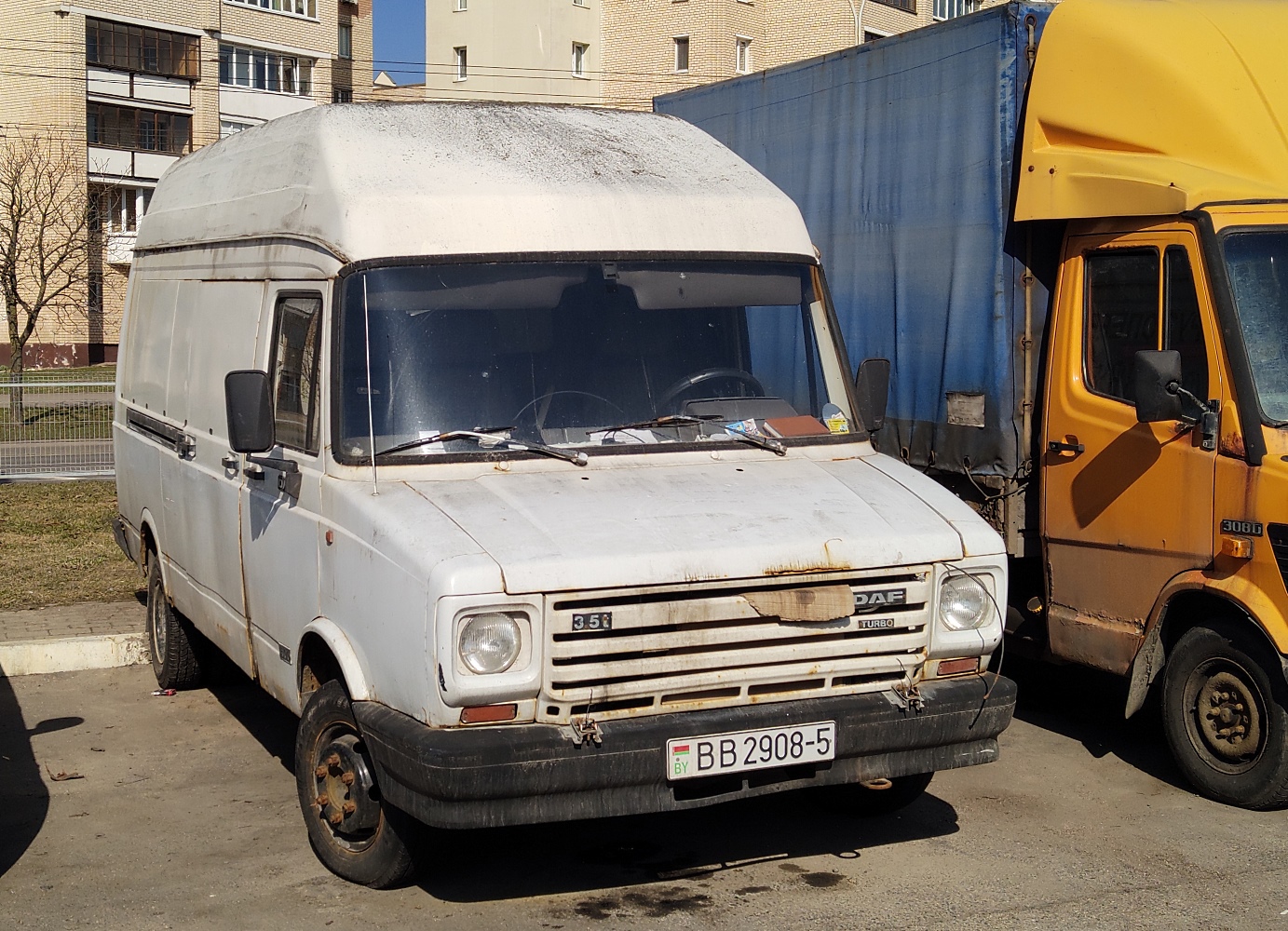 Минская область, № ВВ 2908-5 — DAF 400 '86-93