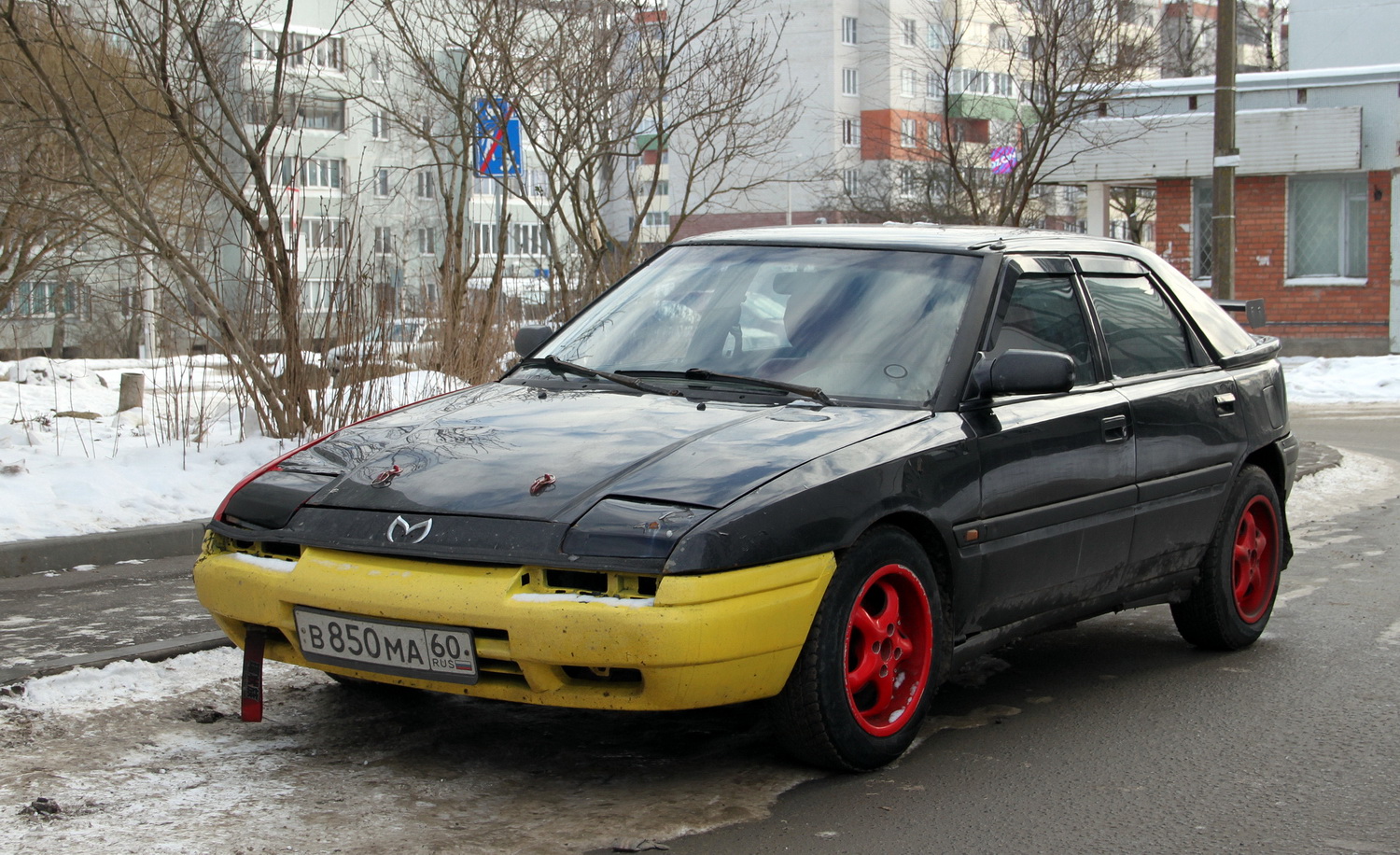 Псковская область, № В 850 МА 60 — Mazda 323 (BG) '89-94