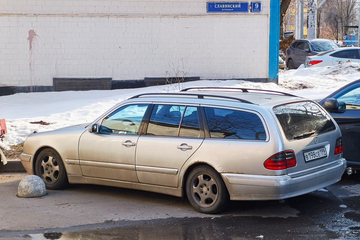 Москва, № В 198 СЕ 199 — Mercedes-Benz (S210) '95-03