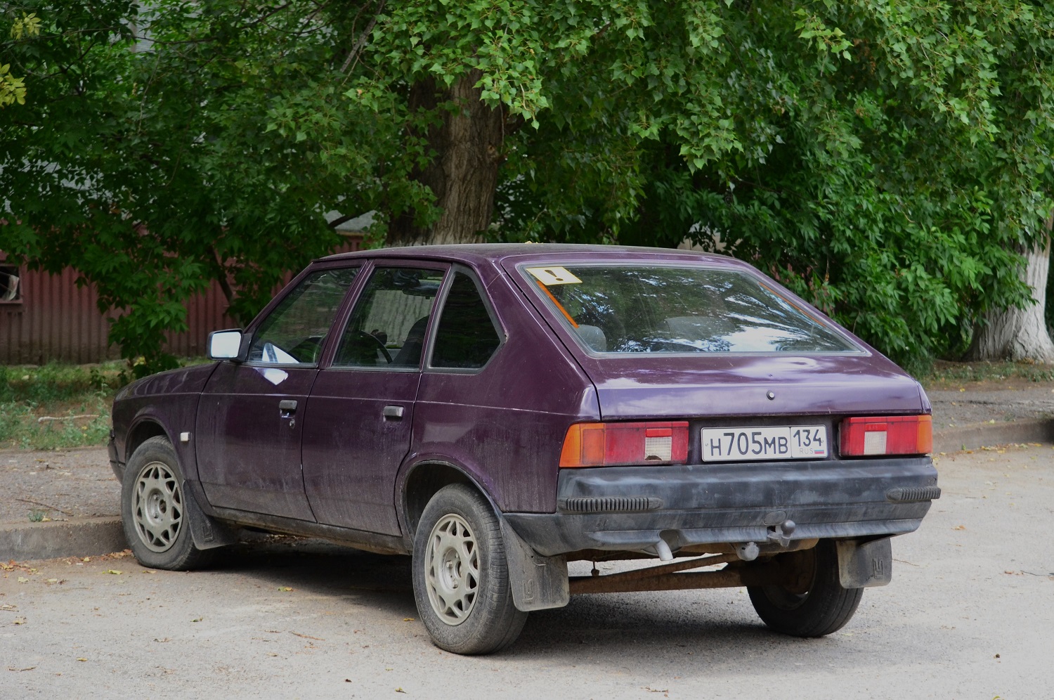 Волгоградская область, № Н 705 МВ 134 — Москвич-214122 Святогор '98-01