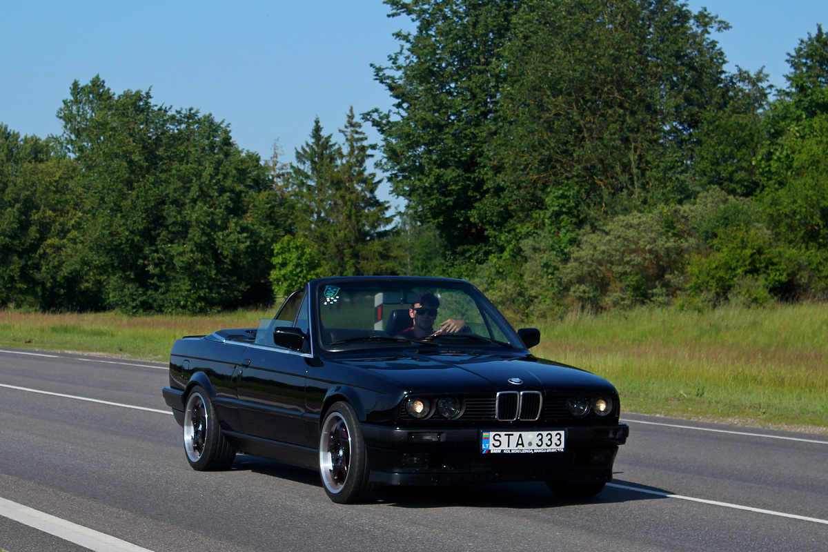 Литва, № STA 333 — BMW 3 Series Cabrio (E30) '83-93