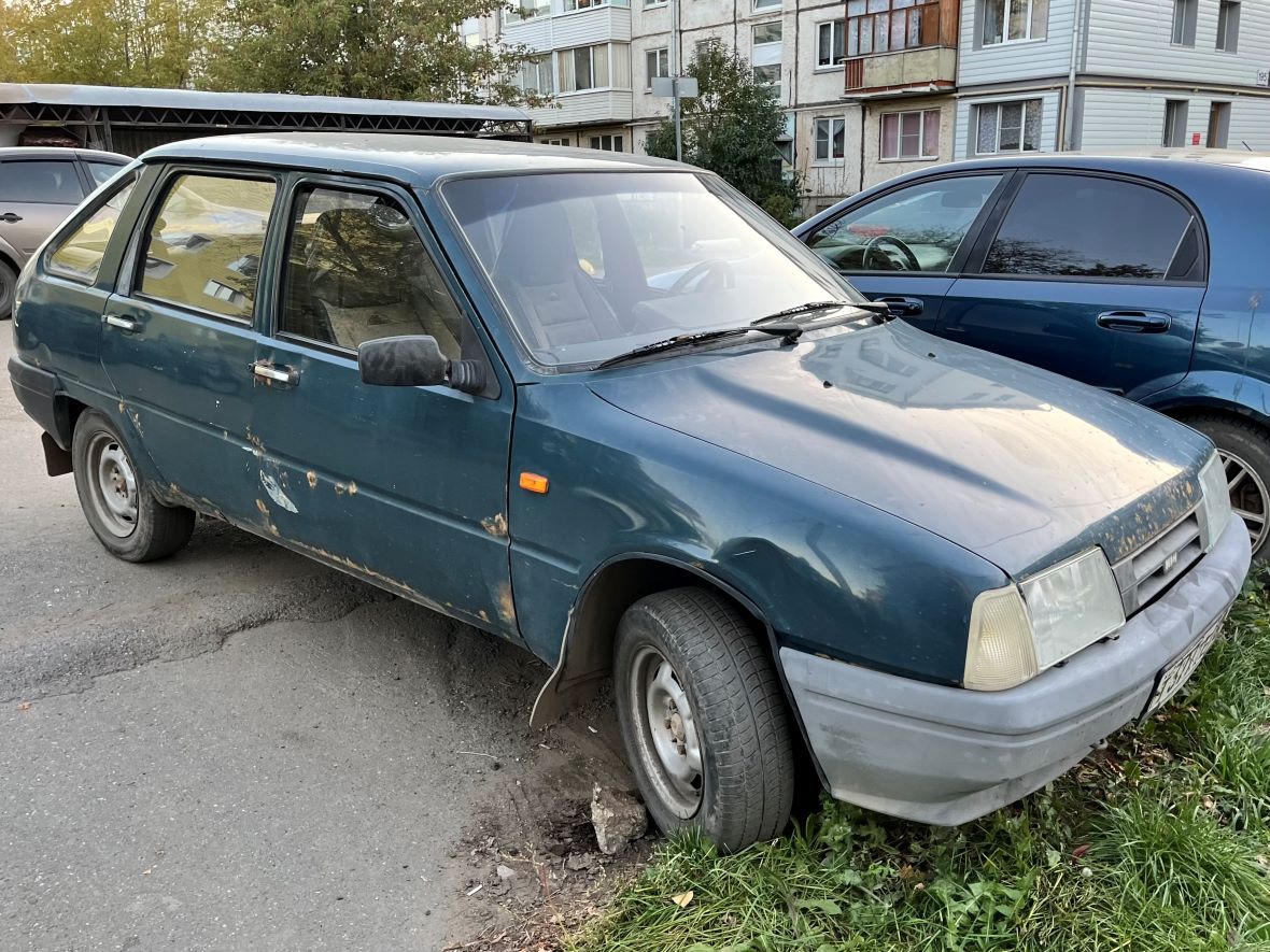 Удмуртия, № Т 377 ТЕ 18 — Иж-2126-030 '98-05