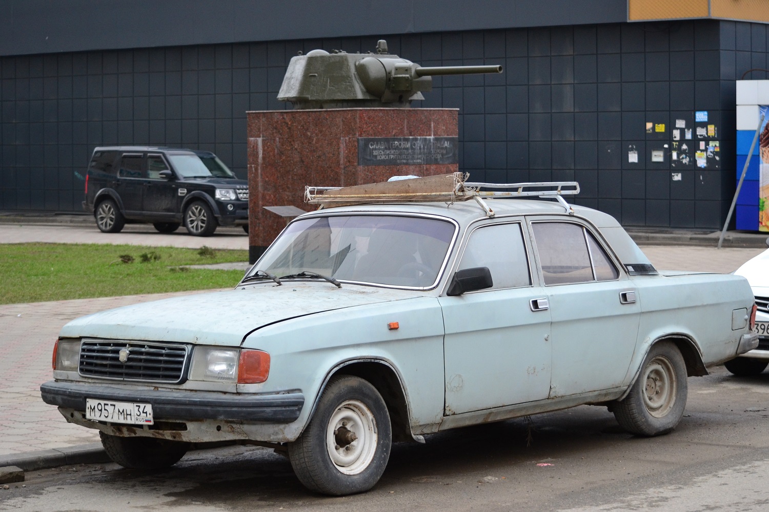 Волгоградская область, № М 957 МН 34 — ГАЗ-31029 Волга '92-97