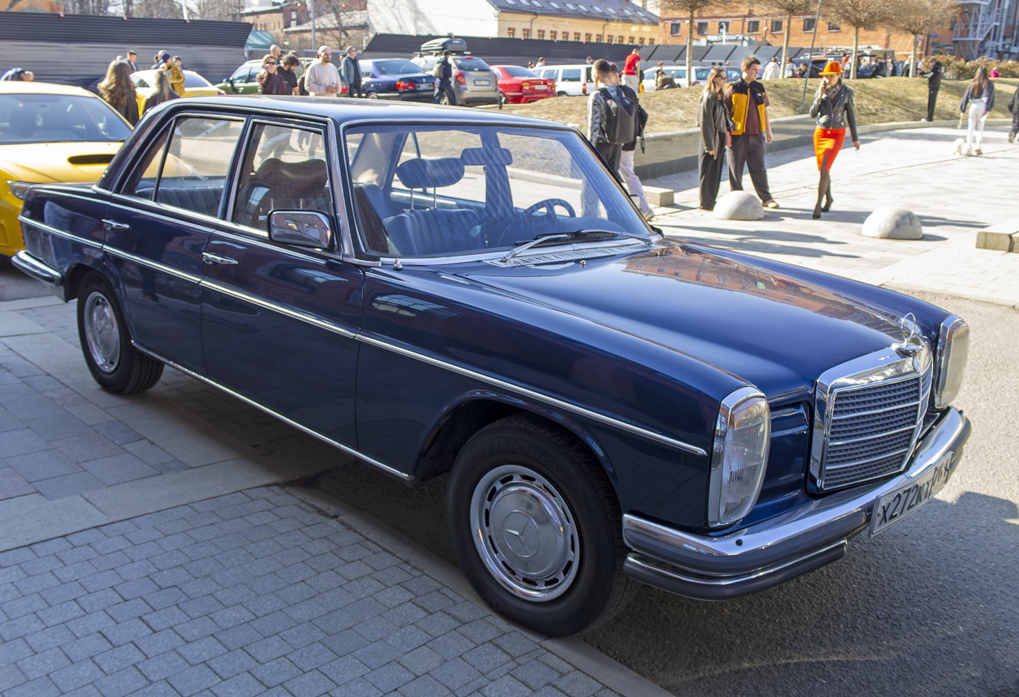 Ростовская область, № Х 272 КТ 761 — Mercedes-Benz (W114/W115) '72-76; Москва — Открытие сезона GRAC 2026