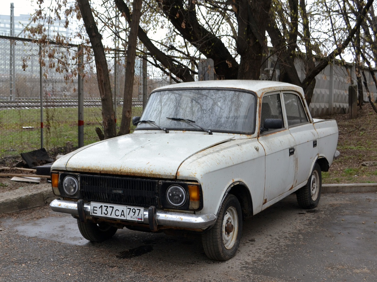 Москва, № Е 137 СА 797 — Москвич-412ИЭ-028 (Иж) '82-01