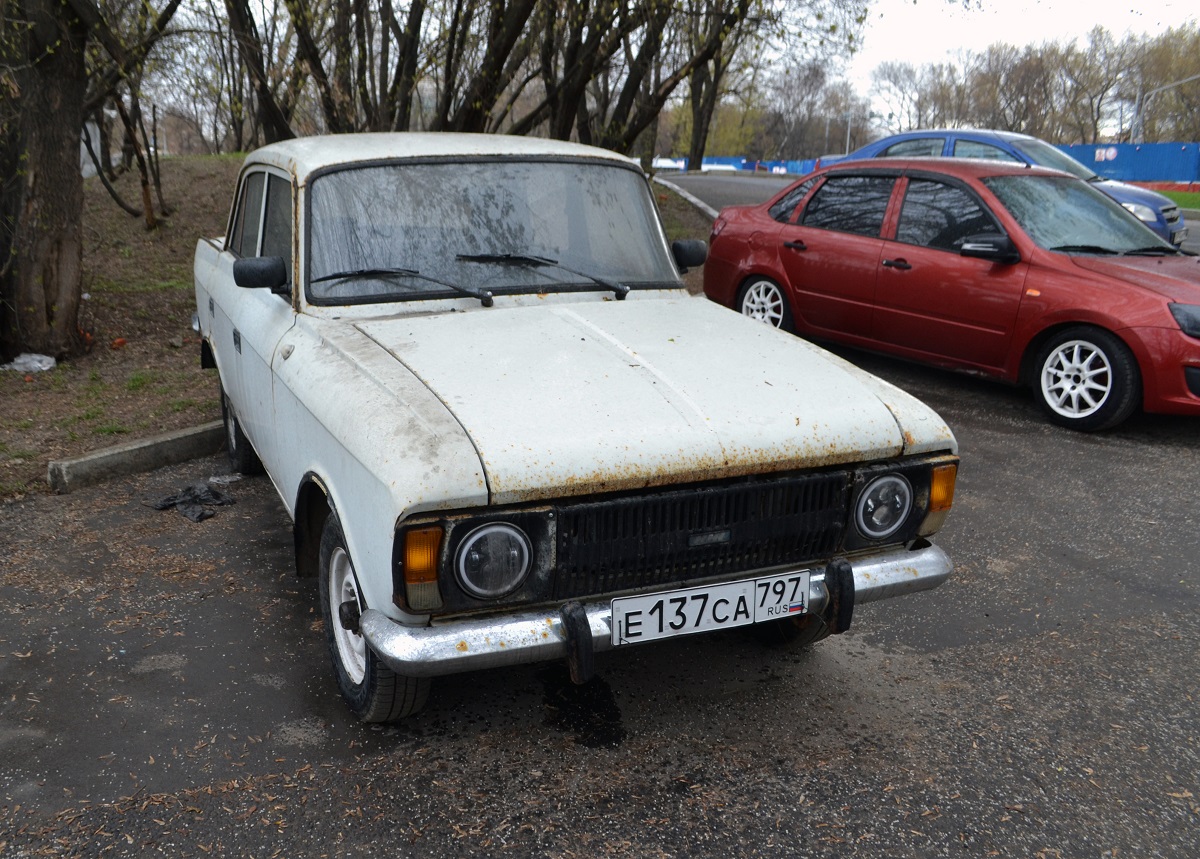 Москва, № Е 137 СА 797 — Москвич-412ИЭ-028 (Иж) '82-01