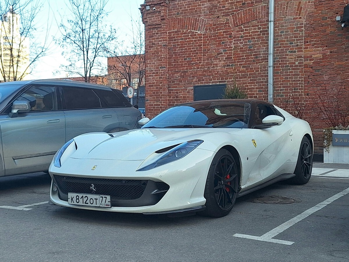 Москва, № К 812 ОТ 77 — Ferrari 812 GTS '19-24