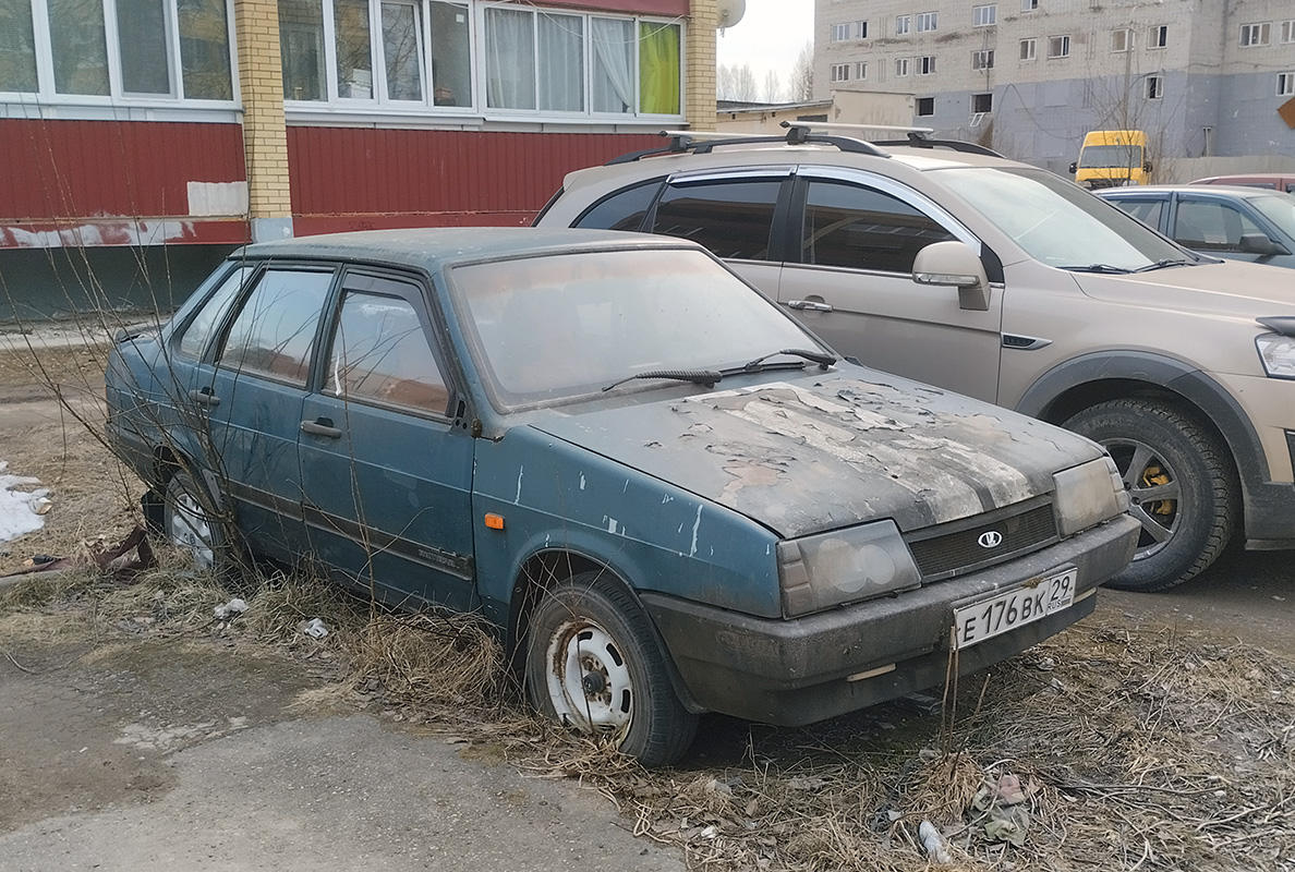 Архангельская область, № Е 176 ВК 29 — ВАЗ-21099 '90-04