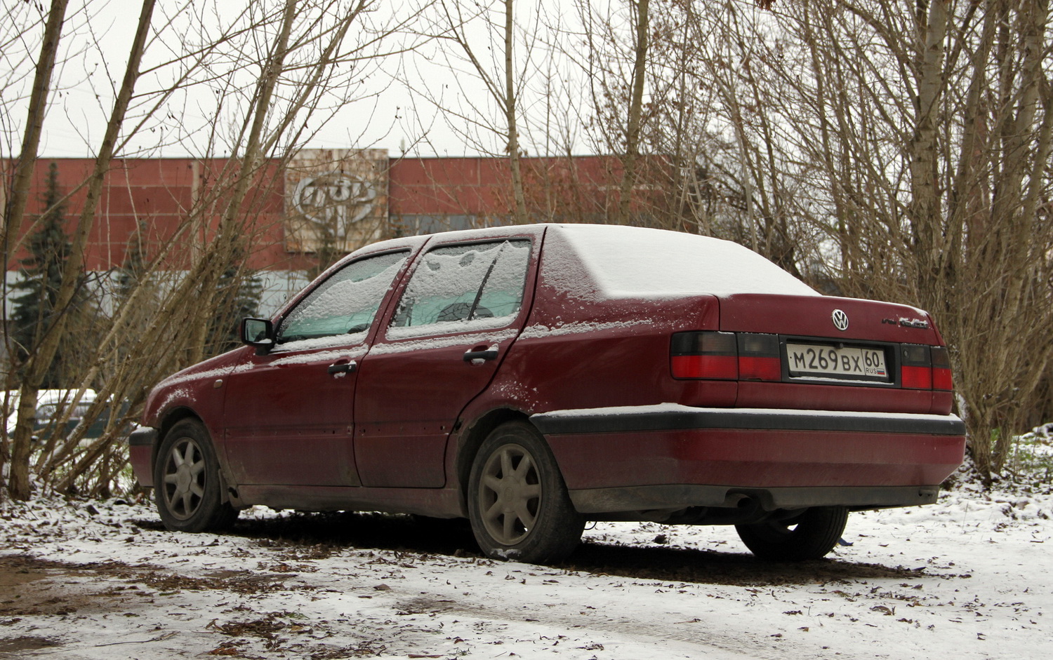 Псковская область, № М 269 ВХ 60 — Volkswagen Vento (A3) '92-99
