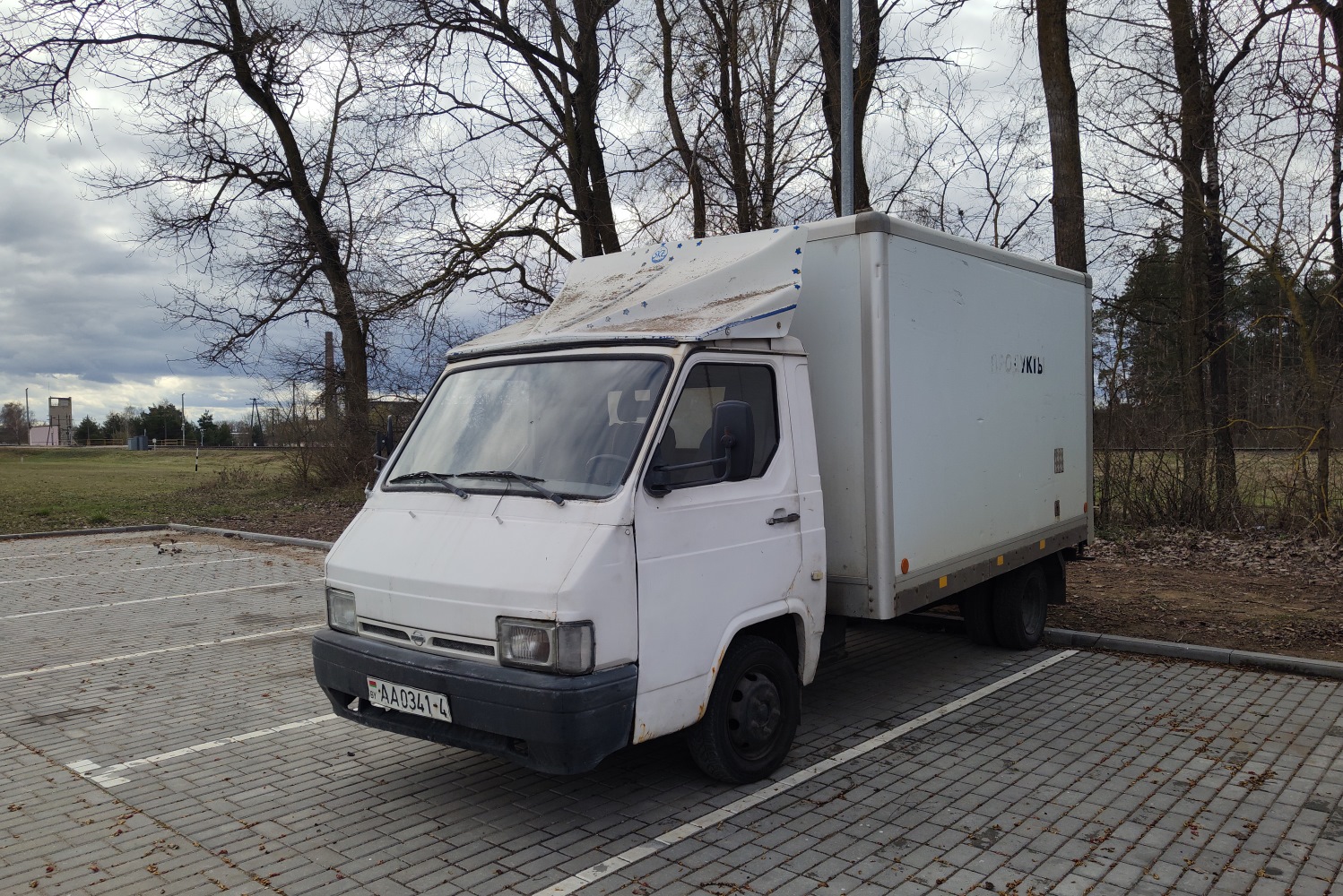 Гродненская область, № АА 0341-4 — Nissan Trade '86-01