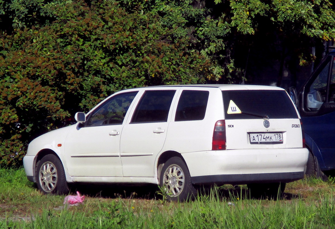Санкт-Петербург, № А 174 МК 178 — Volkswagen Polo 3 (Typ 6N) '94-02