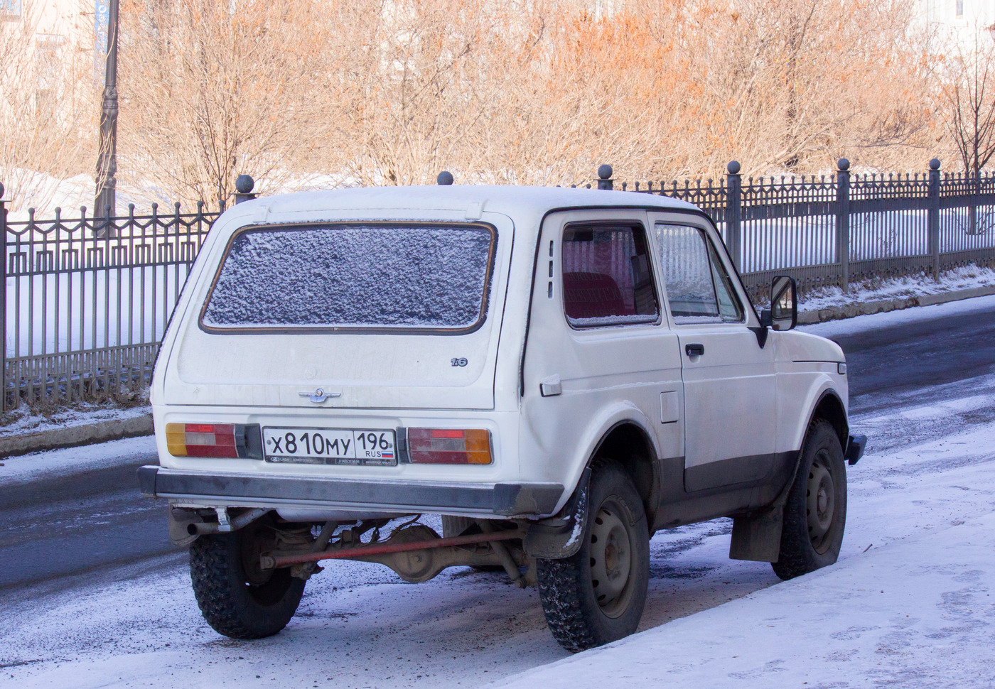 Свердловская область, № Х 810 МУ 196 — ВАЗ-2121 Нива '77-94