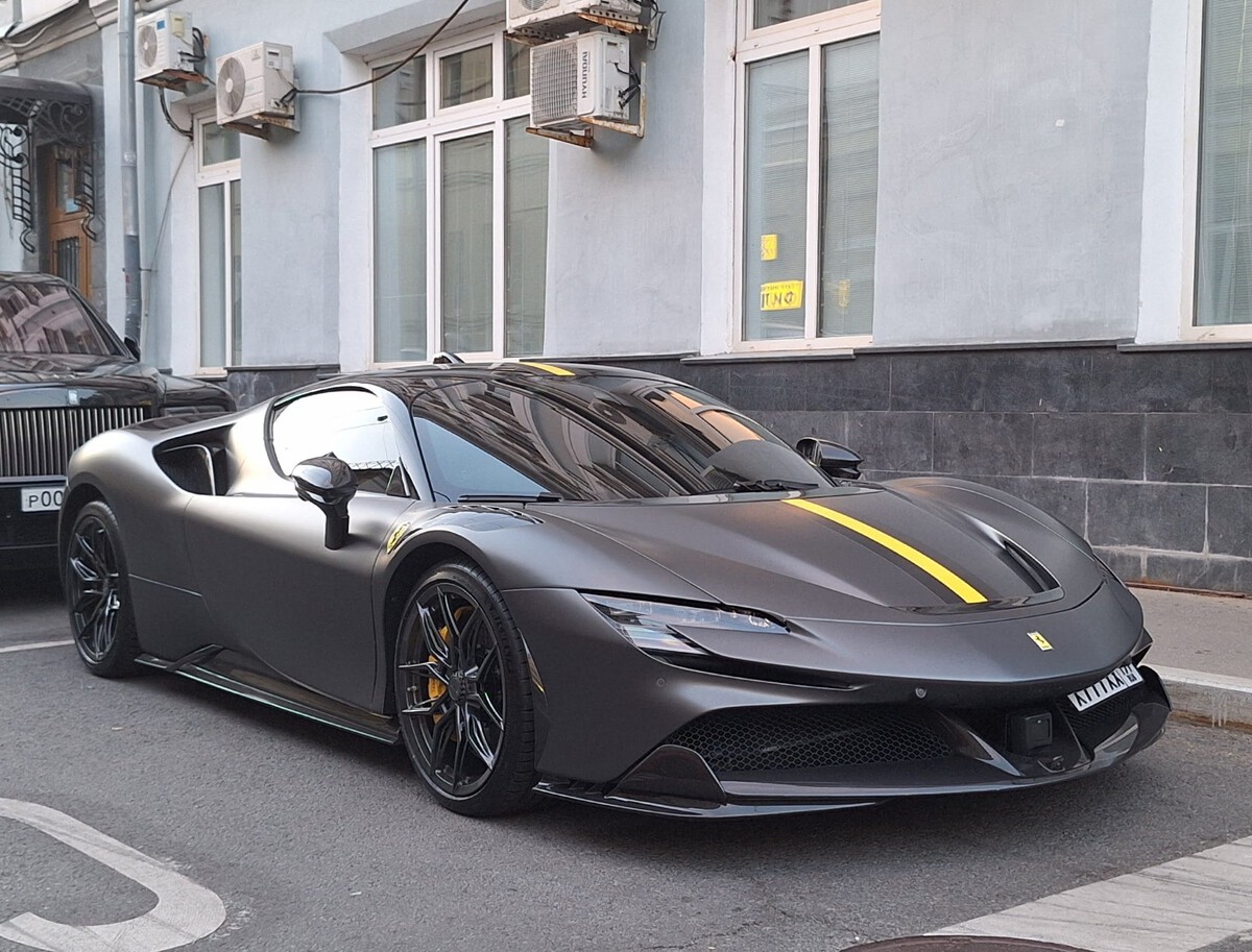 Москва, № Х 777 ХХ 177 — Ferrari SF90 Stradale '19-24