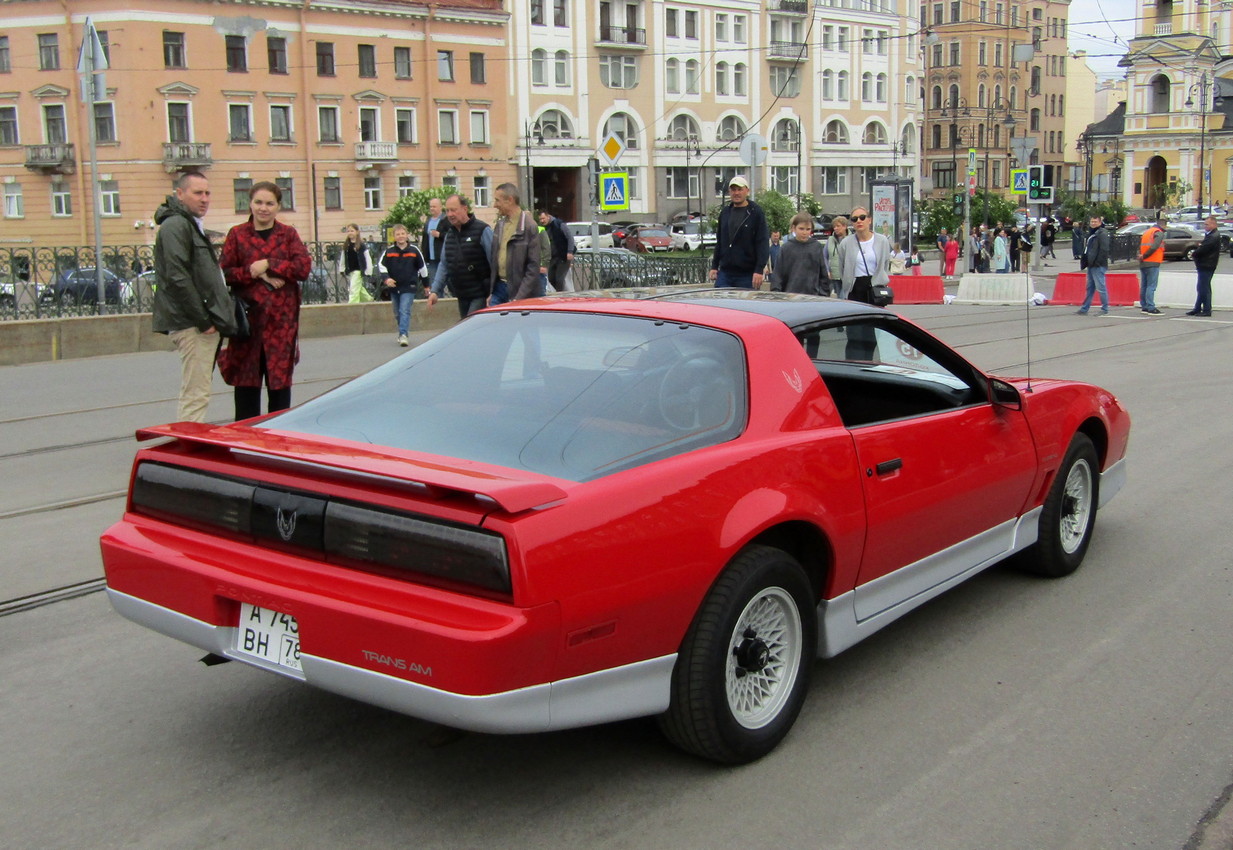 Санкт-Петербург, № А 745 ВН 78 — Pontiac Firebird (3G) '82-92; Санкт-Петербург — Международный транспортный фестиваль "ТранспортФест 2025"