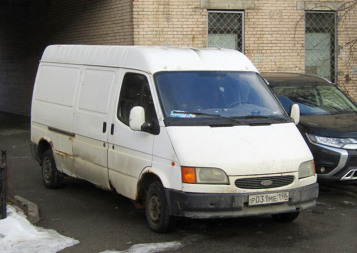 Санкт-Петербург, № Р 031 МЕ 198 — Ford Transit (3G, facelift) '94-00