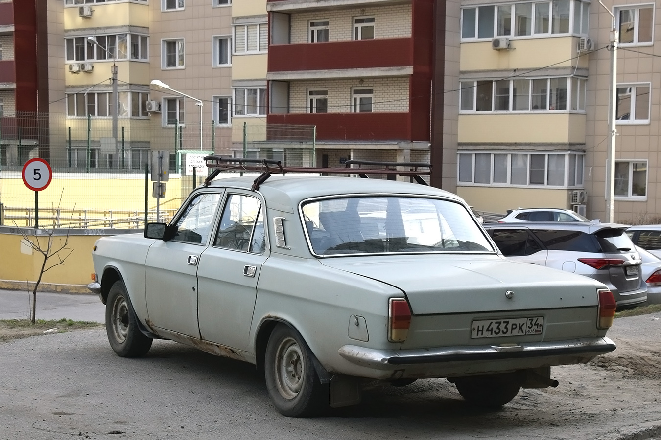 Волгоградская область, № Н 433 РК 34 — ГАЗ-24-10 Волга '85-92