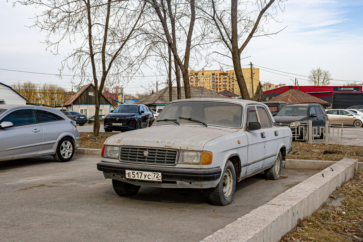 Тюменская область, № Е 517 УС 72 — ГАЗ-31029 Волга '92-97