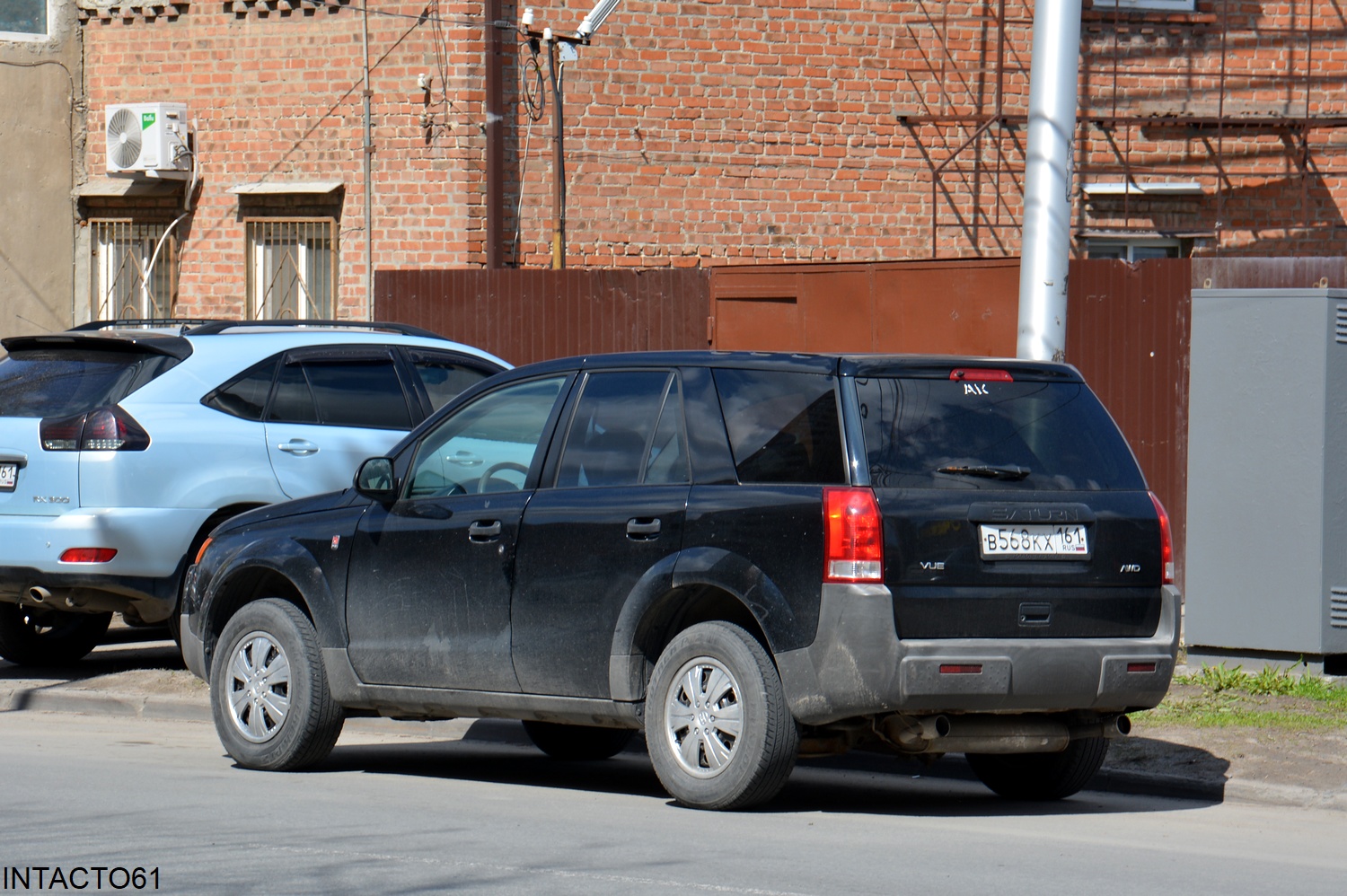 Ростовская область, № В 568 КХ 161 — Saturn Vue '01-05