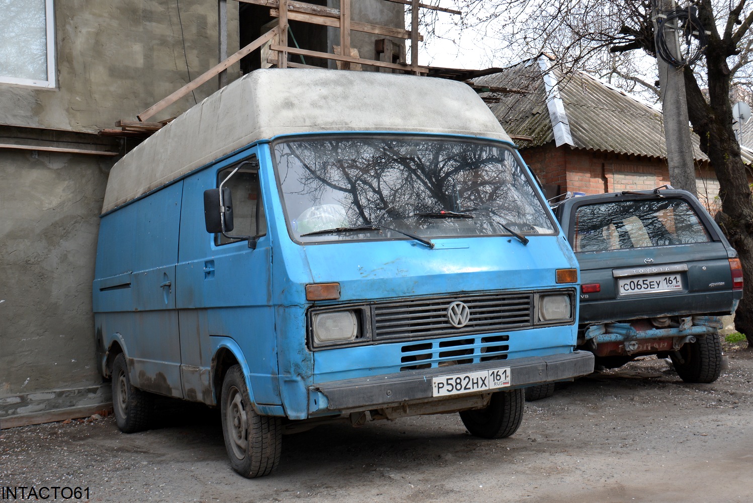 Ростовская область, № Р 582 НХ 161 — Volkswagen LT Hochdach '75-96