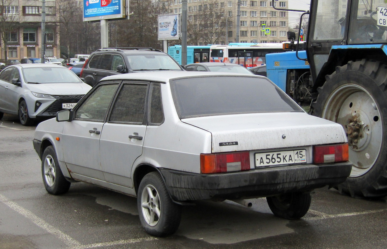 Северная Осетия, № А 565 КА 15 — ВАЗ-21099 '90-04