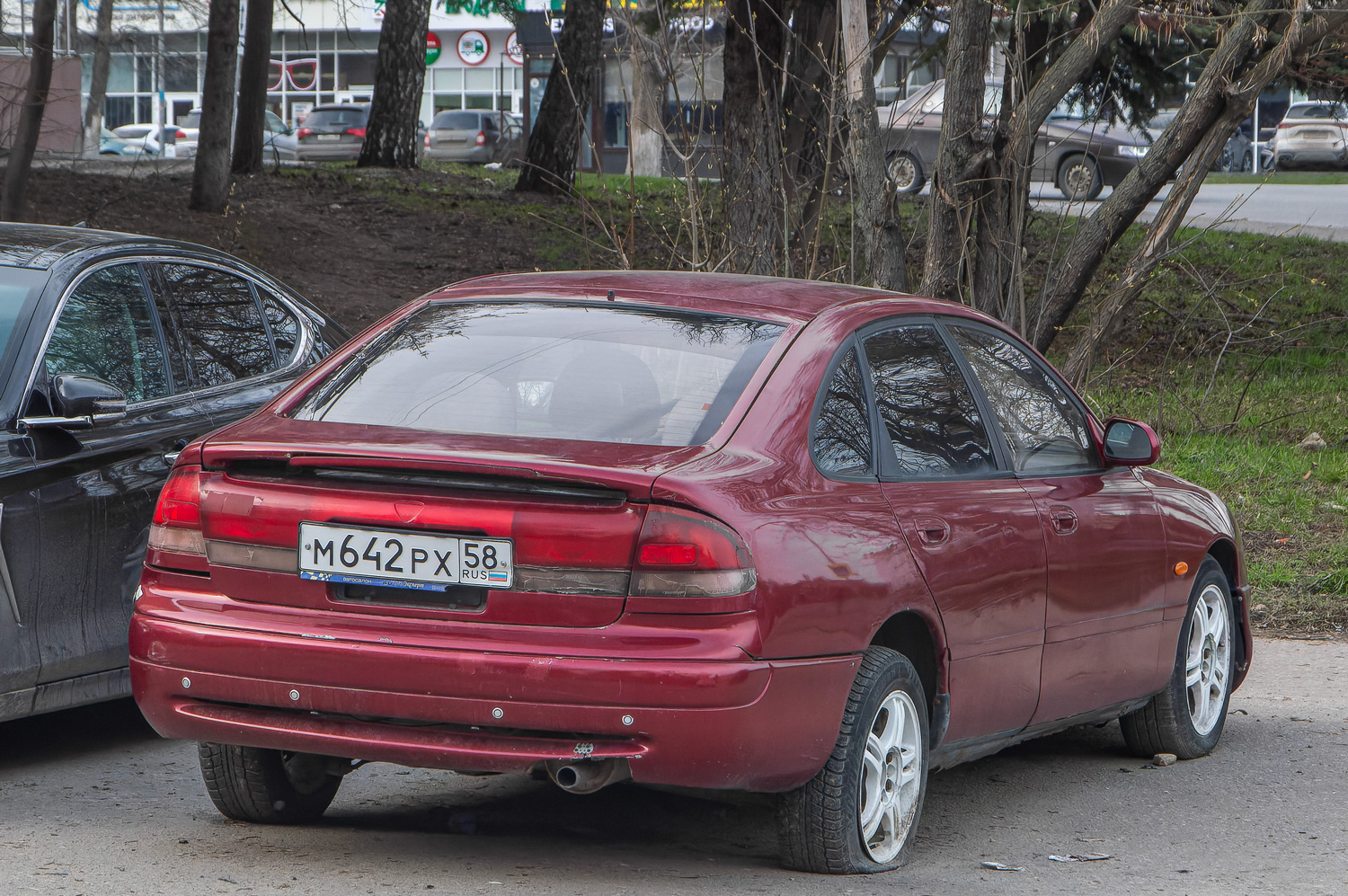 Пензенская область, № М 642 РХ 58 — Mazda 626 (GE) '91-97