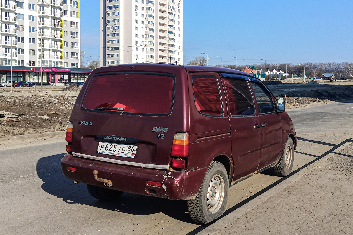 Ханты-Мансийский автоном.округ, № Р 625 УЕ 86 — ВАЗ-21204 Надежда '02-05