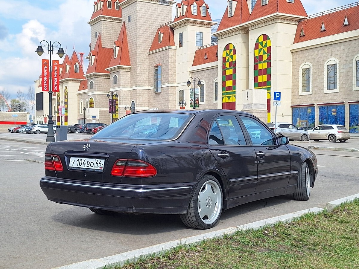 Костромская область, № У 104 ВО 44 — Mercedes-Benz (W210) '95-03