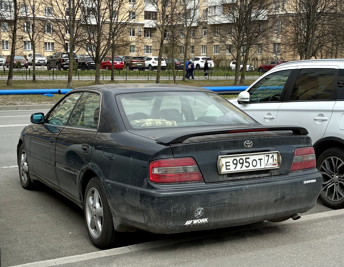 Тульская область, № Е 995 ОТ 71 — Toyota Chaser (X100) '96-01