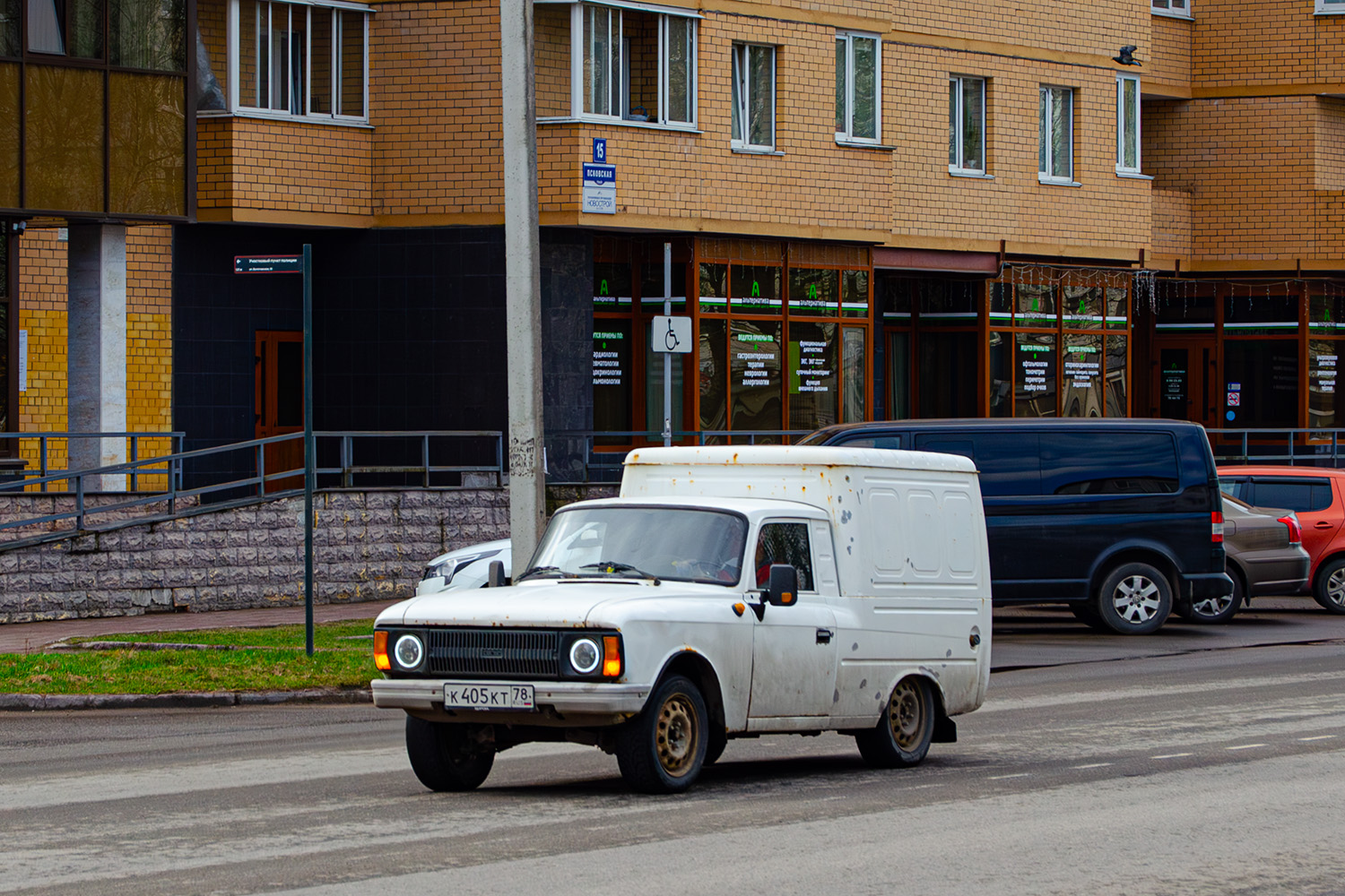 Новгородская область, № К 405 КТ 78 — Иж-2715-014-01 '82-01; Санкт-Петербург — Вне региона