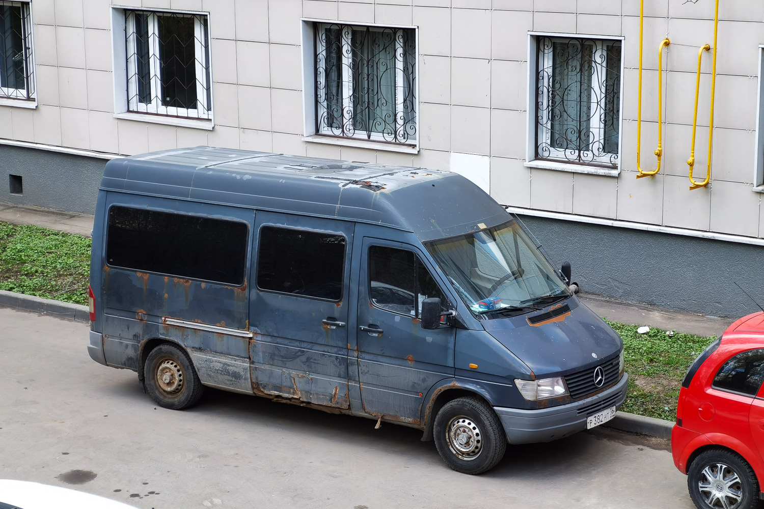 Воронежская область, № Р 382 НТ 36 — Mercedes-Benz Sprinter (1G) '95-00