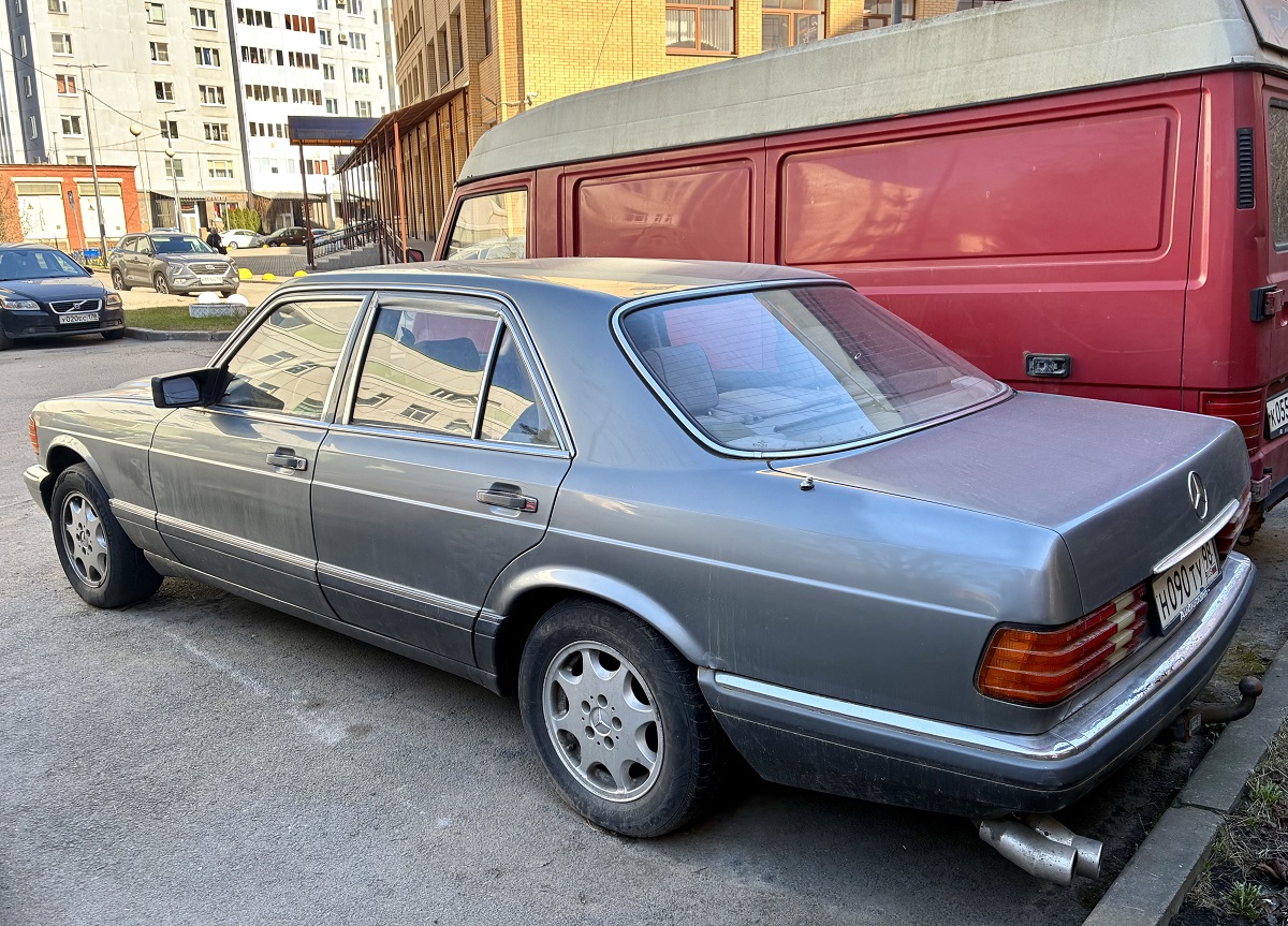 Санкт-Петербург, № Н 090 ТУ 98 — Mercedes-Benz (W126) '79-91