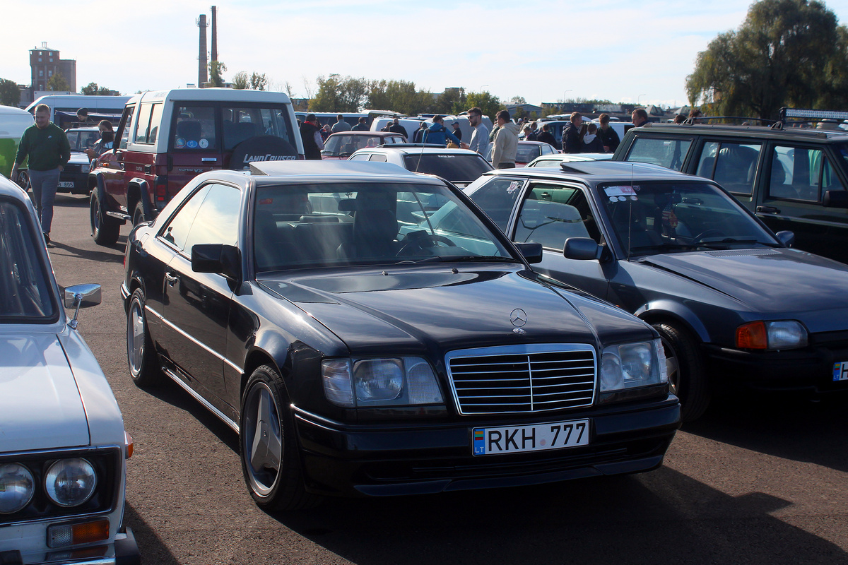 Литва, № RKH 777 — Mercedes-Benz (C124) '87-96; Литва — Retro mugė 2024 ruduo