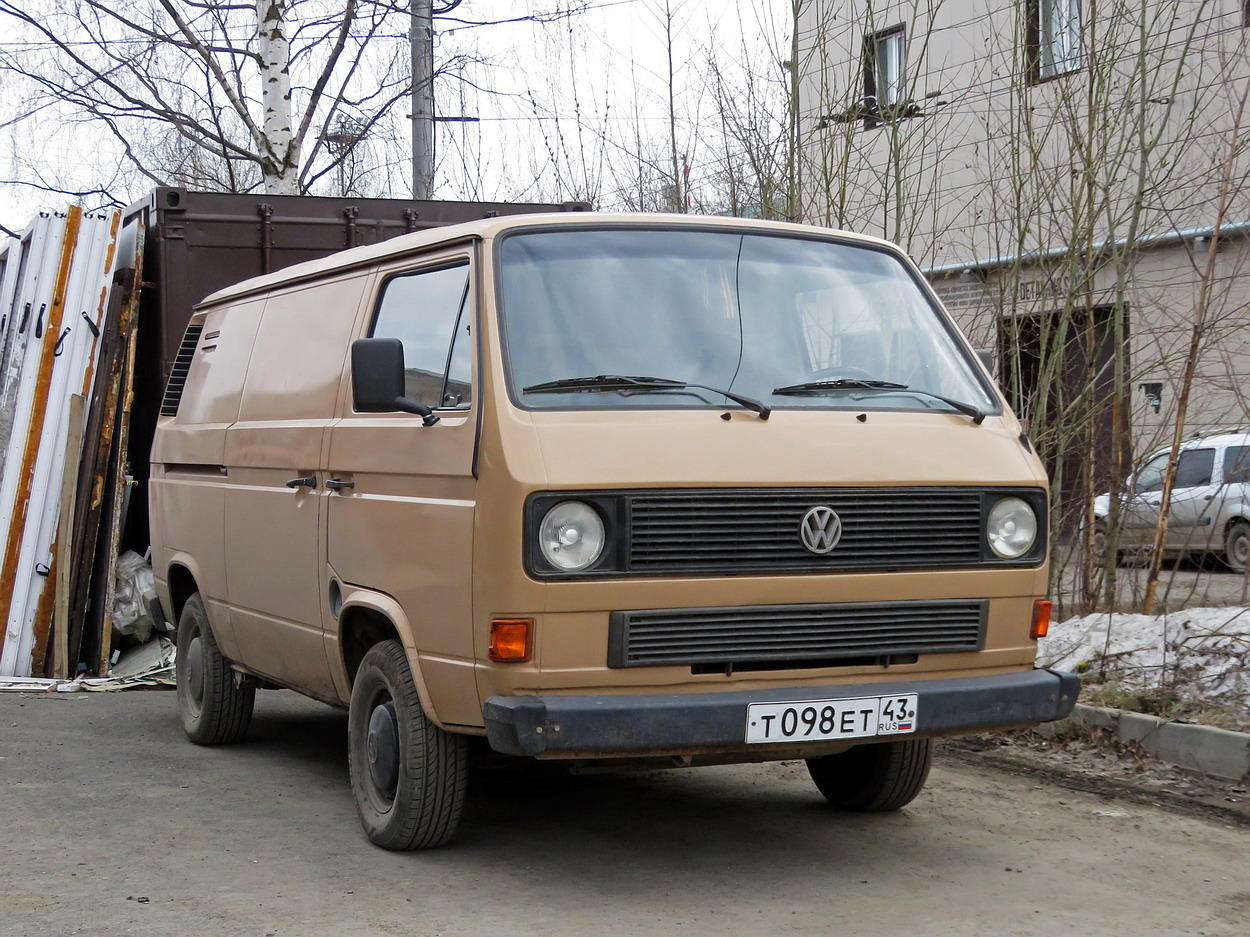 Кировская область, № Т 098 ЕТ 43 — Volkswagen (T3) Kastenwagen '79-92