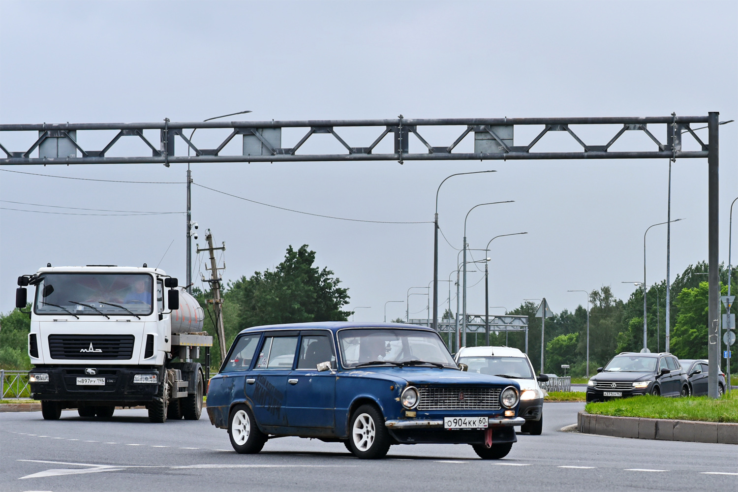 Псковская область, № О 904 КК 60 — ВАЗ-2102 Жигули '71-86