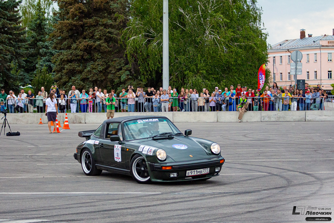 Москва, № Е 911 МВ 777 — Porsche 911S Targa '67-73; Тульская область — Автомобильный фестиваль "Автострада — 2025"