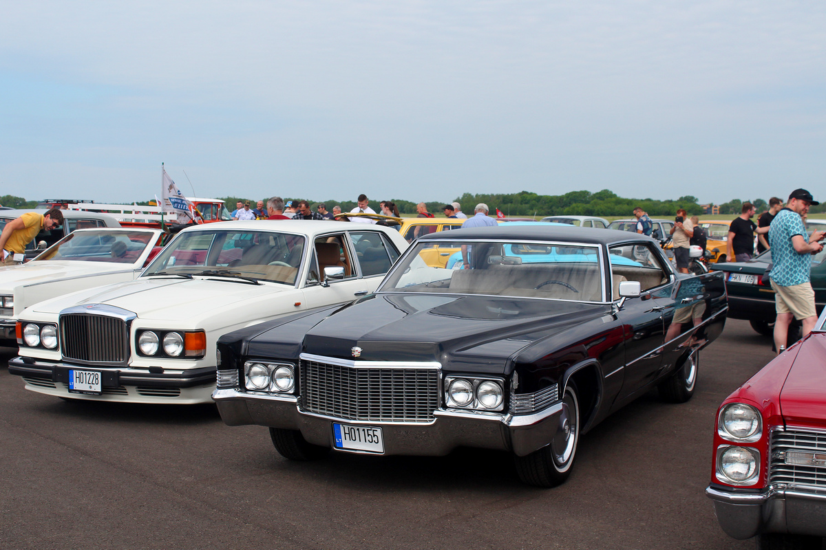 Литва, № H01155 — Cadillac DeVille (3G) '65-70; Литва — Retro mugė 2024
