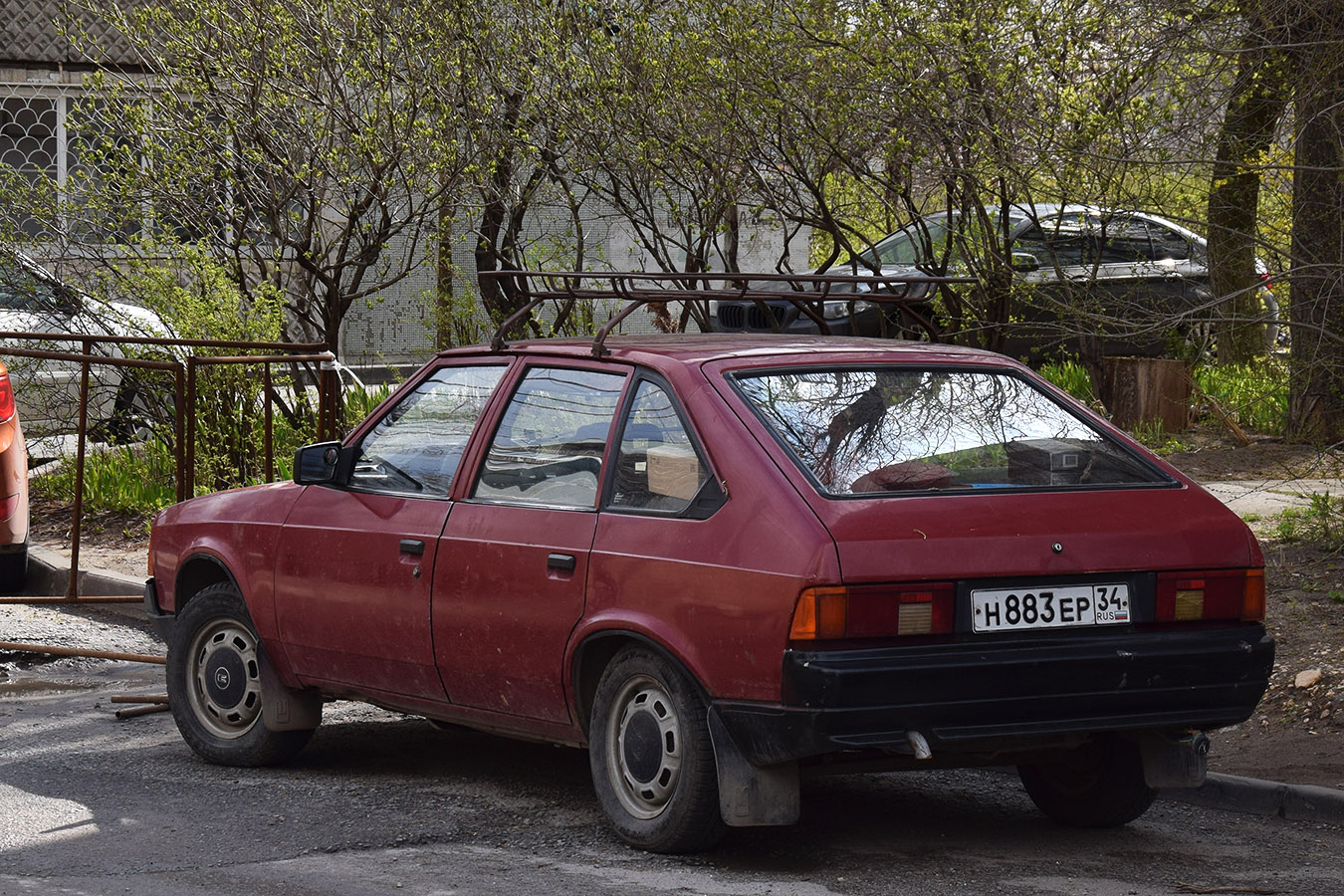 Волгоградская область, № Н 883 ЕР 34 — Москвич-2141 '86-98