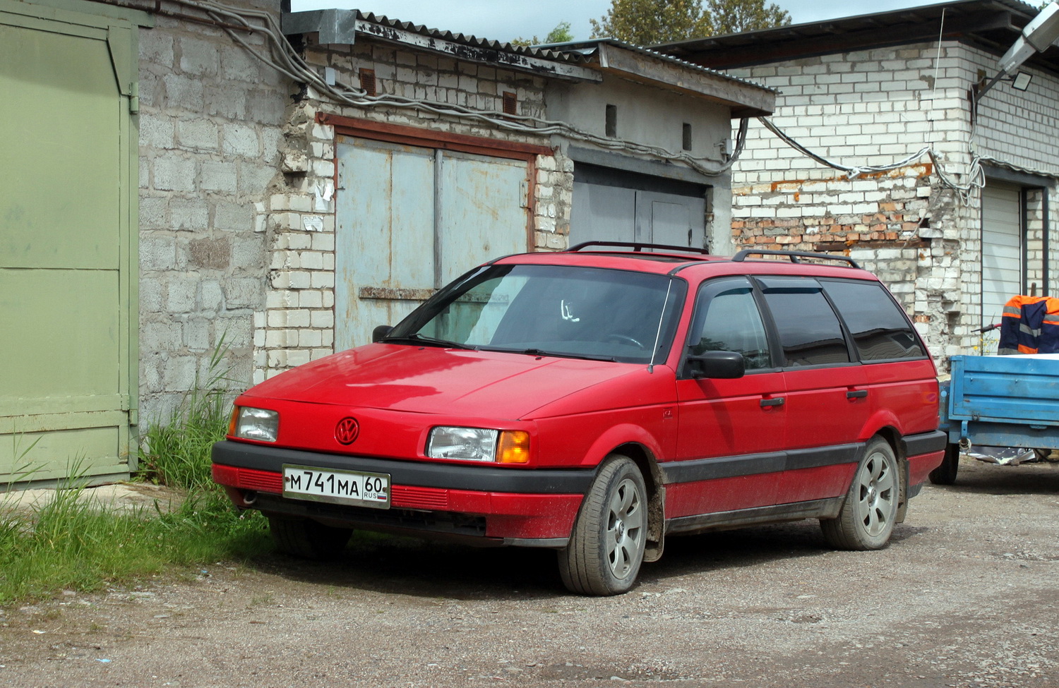 Псковская область, № М 741 МА 60 — Volkswagen Passat Variant (B3) '88-93