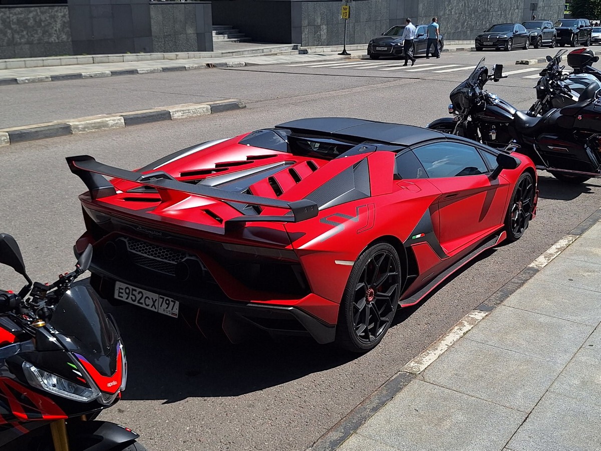 Москва, № Е 952 СХ 797 — Lamborghini Aventador SVJ Roadster'19-22