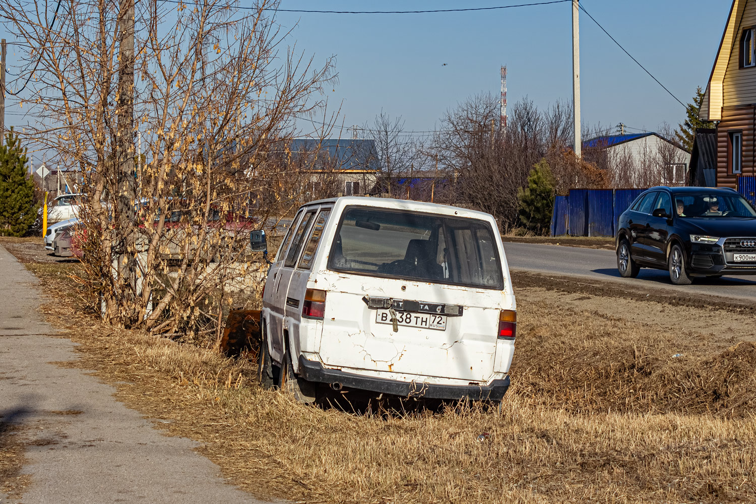 Тюменская область, № В 238 ТН 72 — Toyota LiteAce (M30/M40/M50) '85-99