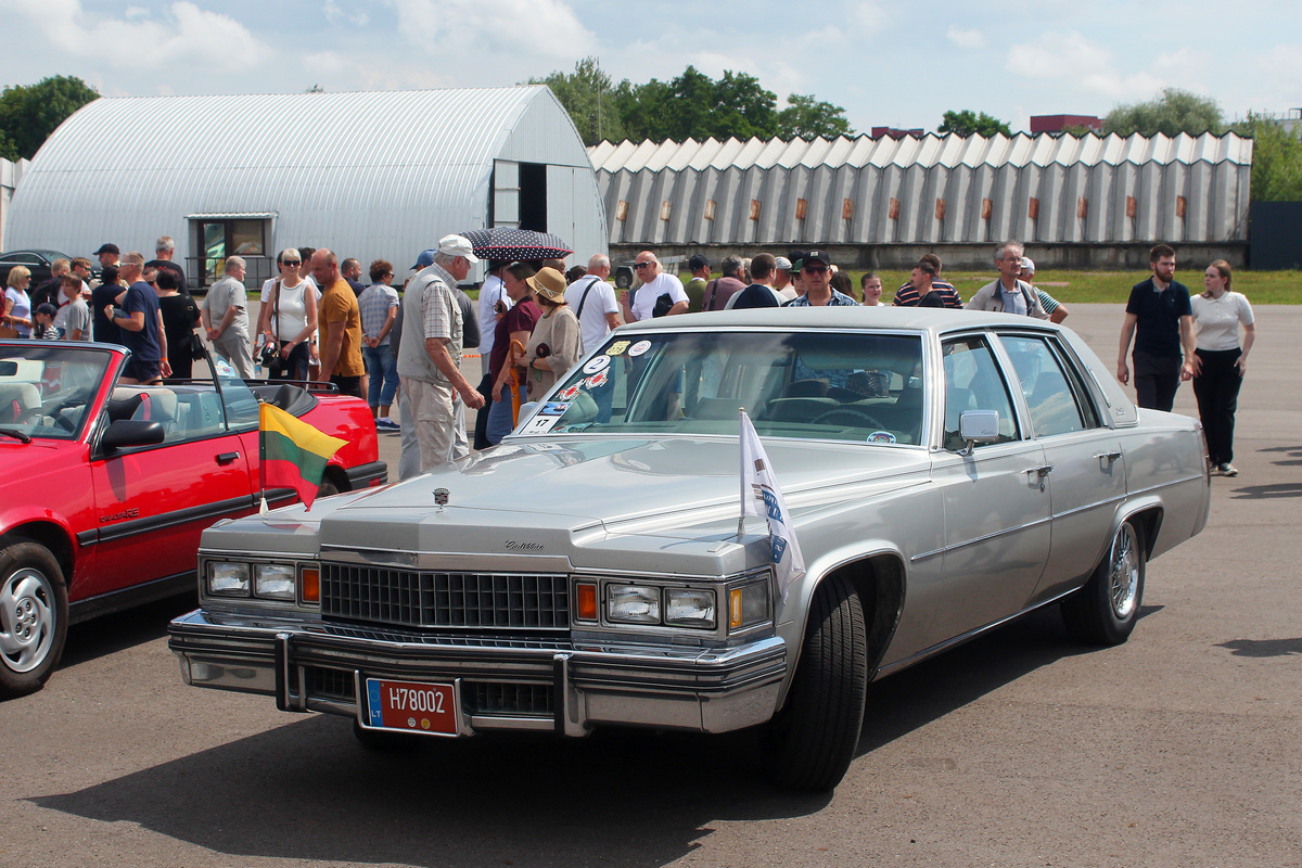Литва, № H78002 — Cadillac DeVille (5G) '77-84; Литва — Nesenstanti klasika 2025