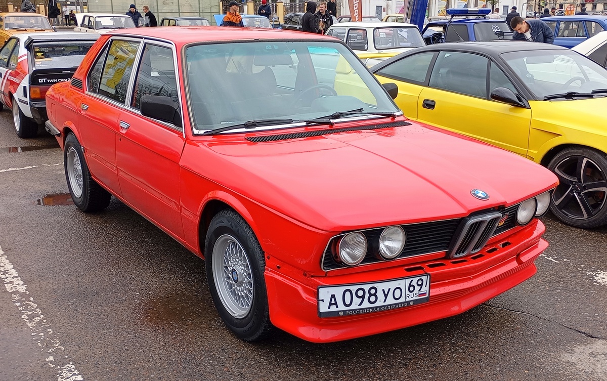 Тверская область, № А 098 УО 69 — BMW 5 Series (E12) '72-81; Тверская область — Открытие сезона 2026 Тверского ретро-клуба